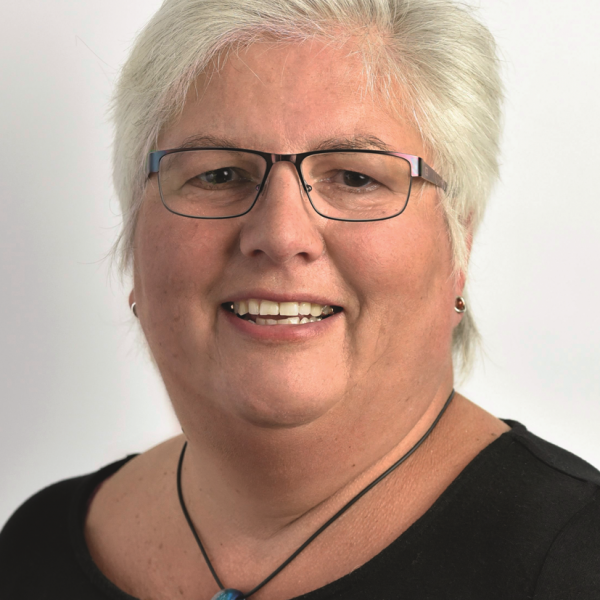 Gabriele Leder